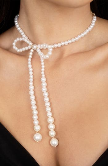 Faux Pearl Bow Choker Necklace