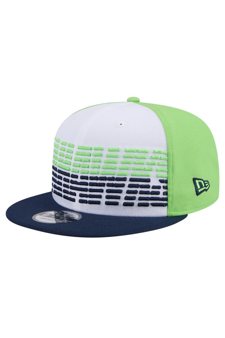 Men's New Era White/College Navy Seattle Seahawks Throwback Space 9FIFTY Snapback Hat, Alternate, color, White