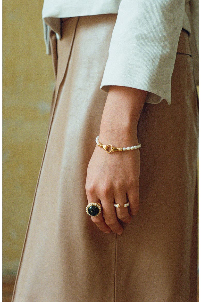 x Harris Reed In Good Hands Pearl Bracelet, Alternate, color, GOLD