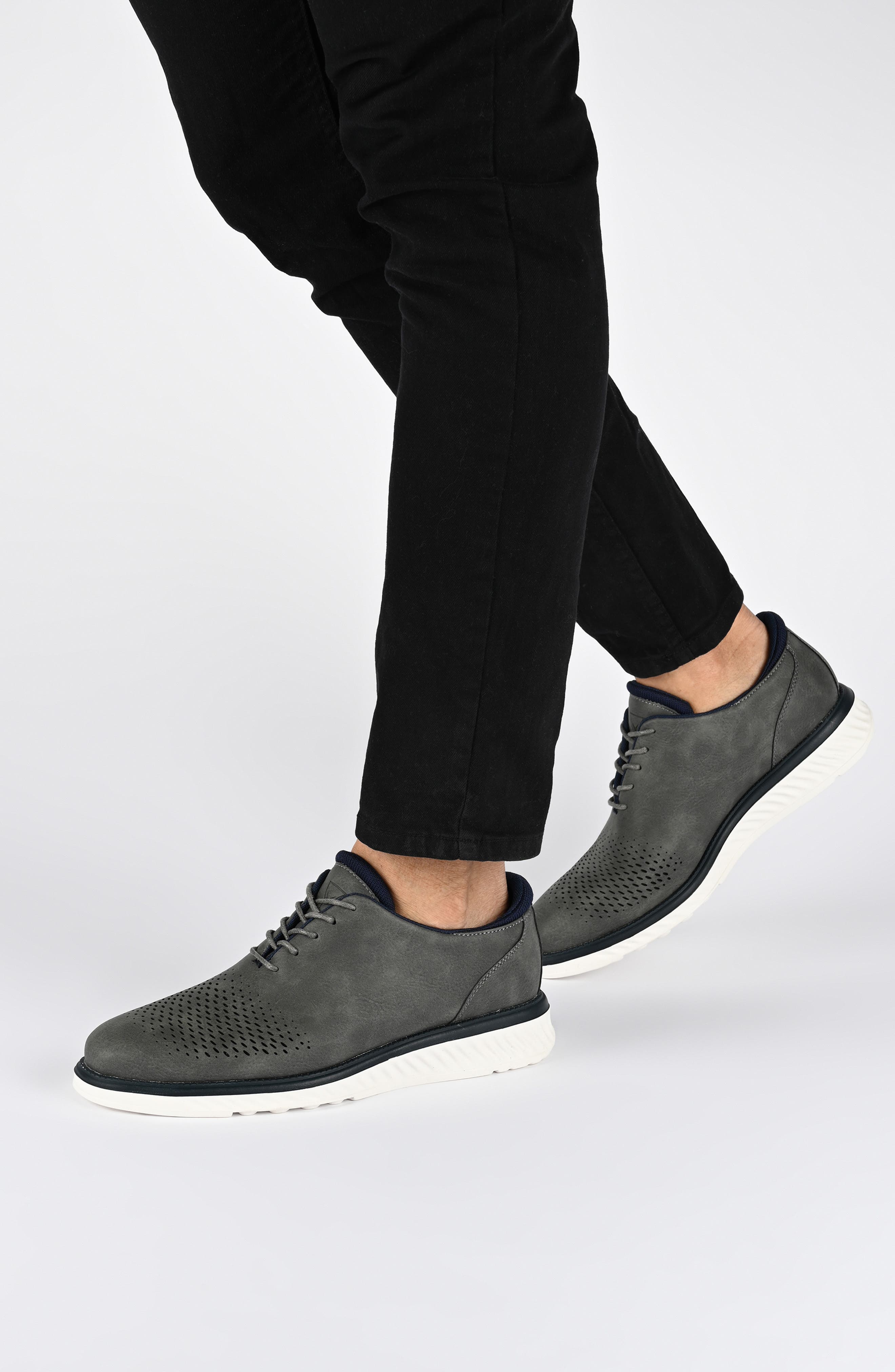 VANCE CO Demar Casual Dress Shoe, Alternate, color, Black