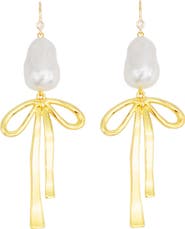 Petit Moments Arco Earrings