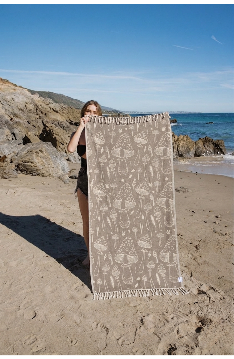 InfuseZen Mushroom Sand Resistant Organic Turkish Towel, Alternate, color, Brown