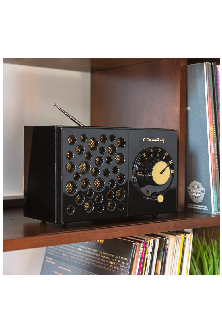 Maverick Radio, Alternate, color, BLACK