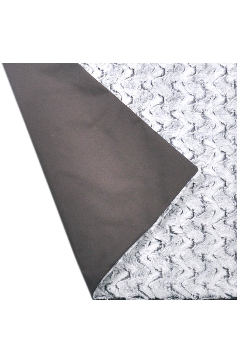 P.L.A.Y. Luxe Snuggle Throw Water Resistant Pet Blanket, Alternate, color, Gray