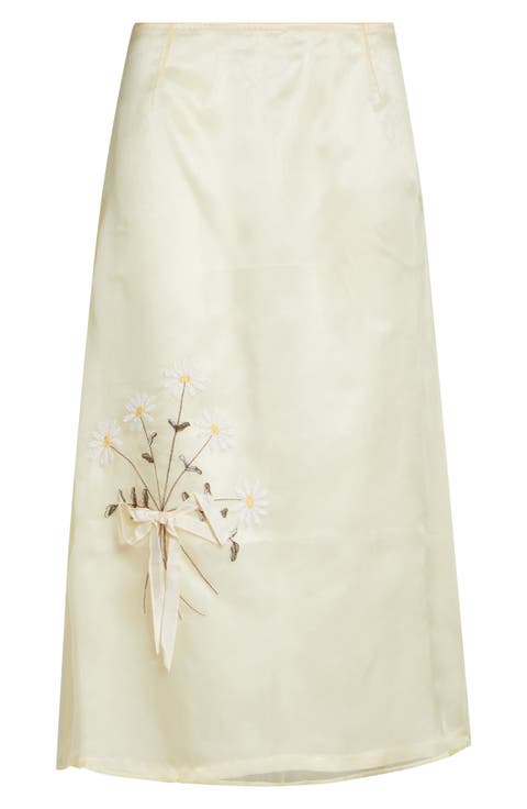 Gender Inclusive Lisel Embroidered Daisy Silk Organza