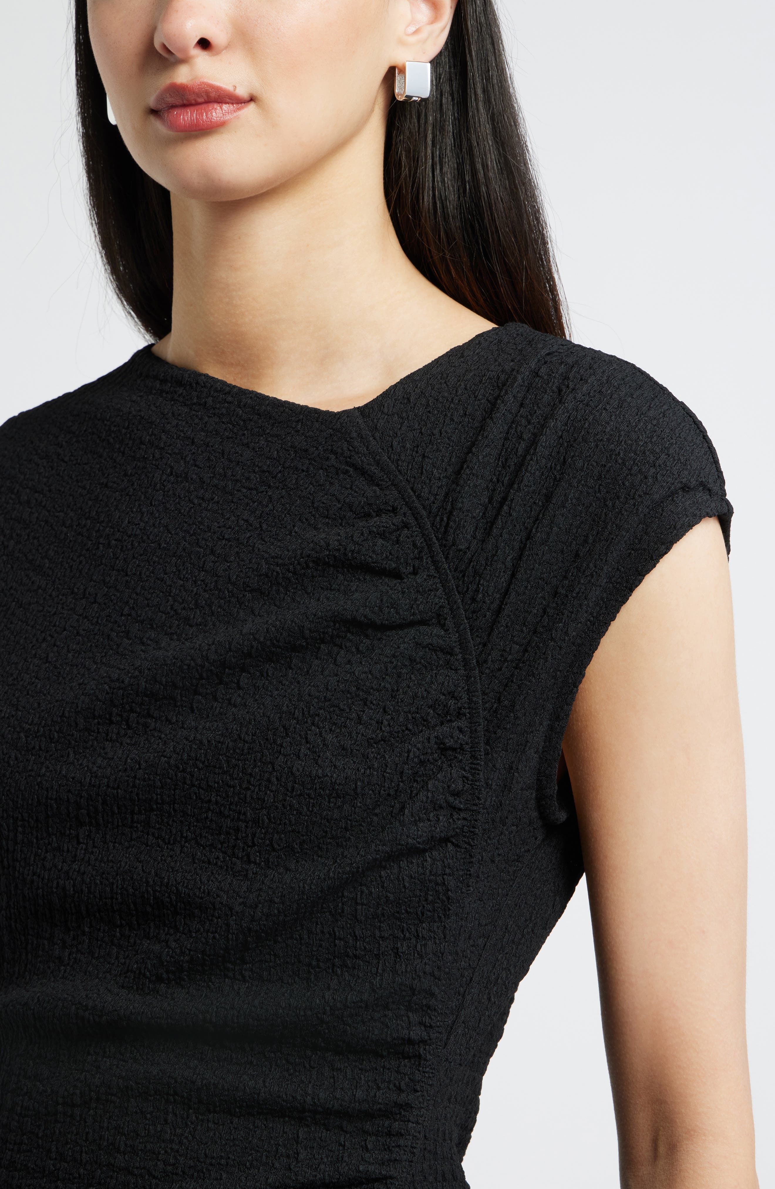 Женские платья Nordstrom Textured Ruched Midi Dress — фото 4