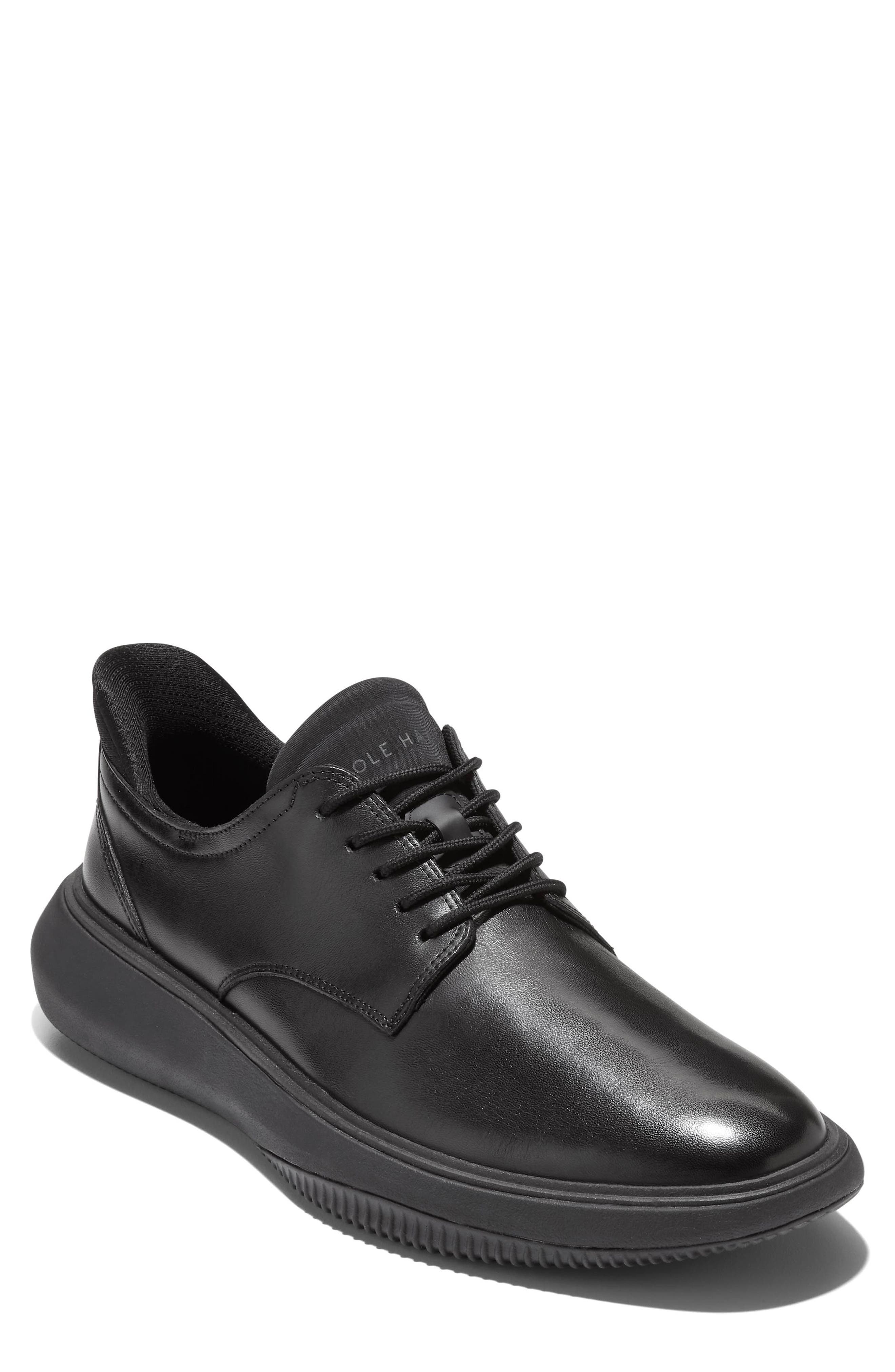 BLACK / BLACK