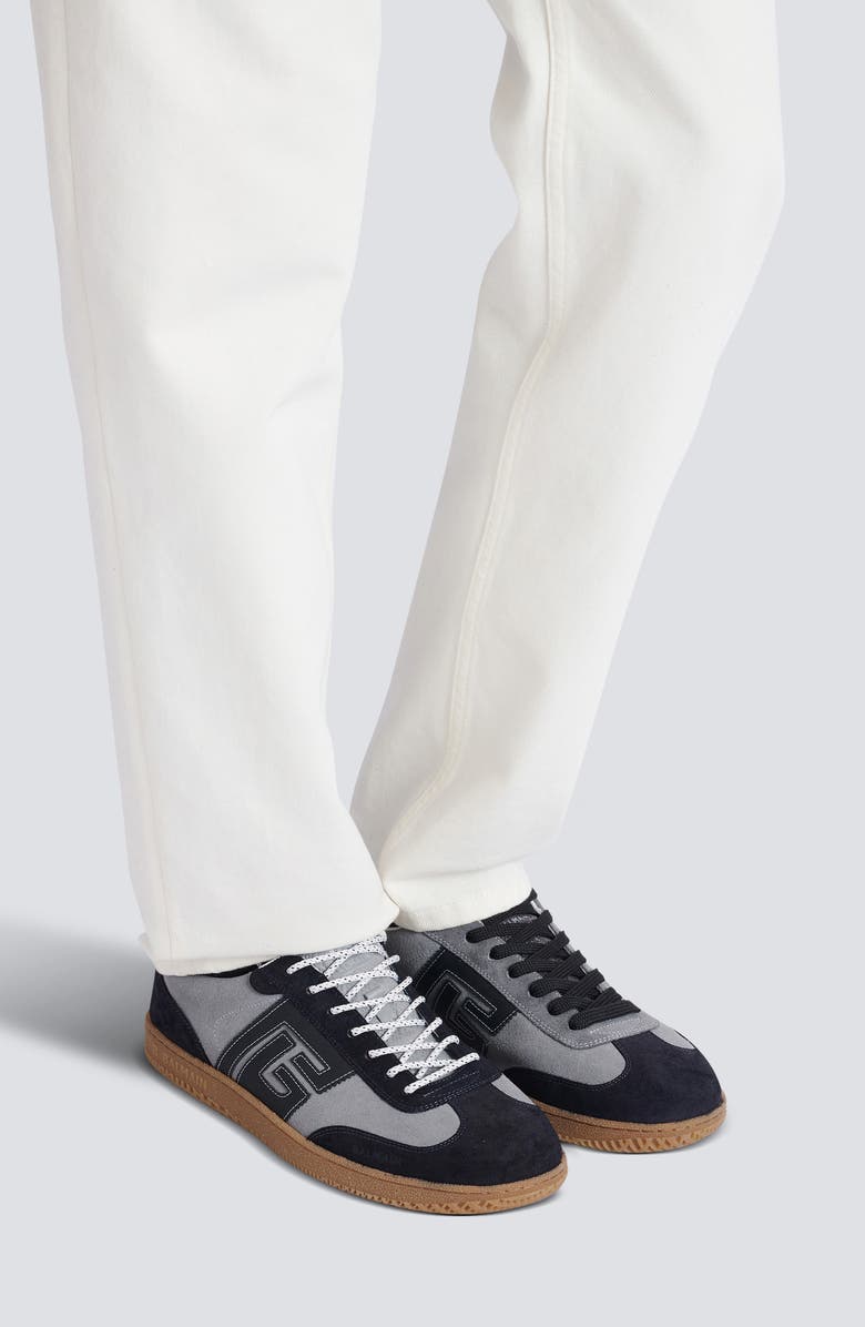 Balmain Swan Low Top Sneaker, Alternate, color, Yfg Dark Grey/ Light Grey