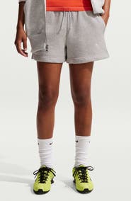 Nike Sportswear Phoenix Fleece Mid-Rise 4-Inch Shorts