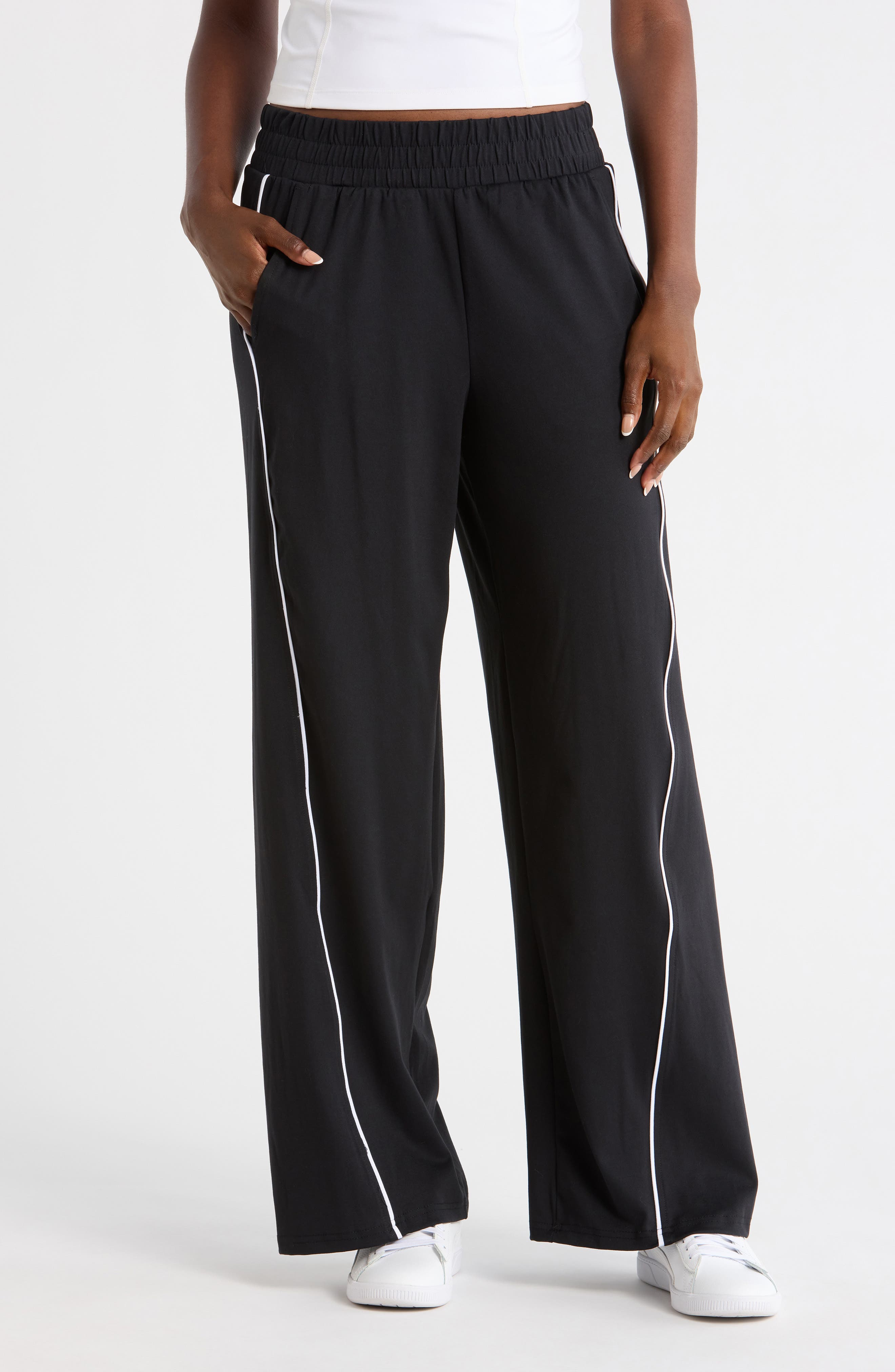YOGALICIOUS Luxe Contrast Piping Wide Leg Pants