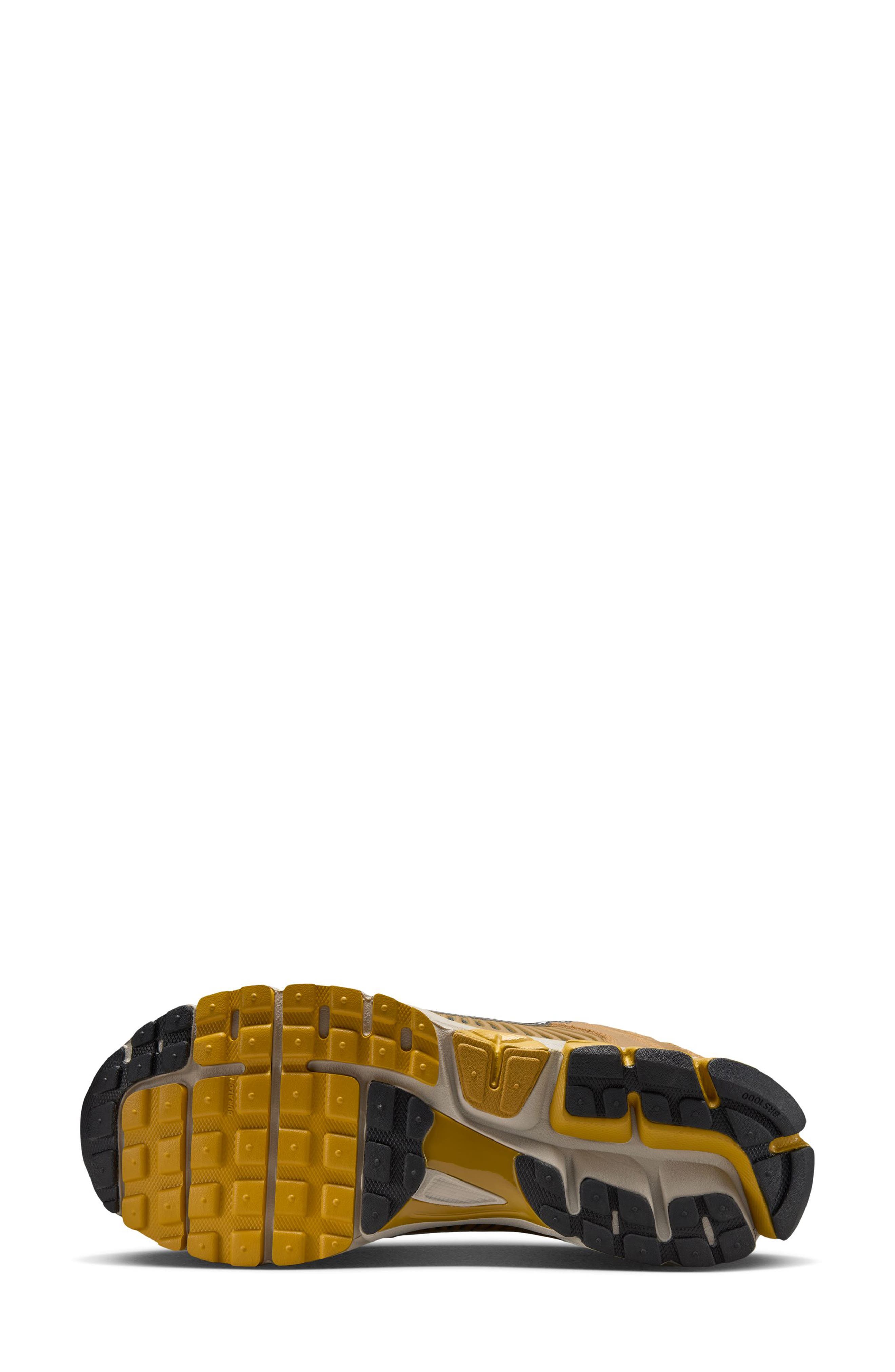 Nike Zoom Vomero 5 Sneaker, Alternate, color, 