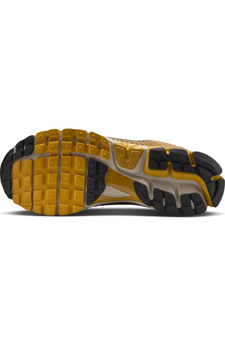 Nike Zoom Vomero 5 Sneaker, Alternate, color,
