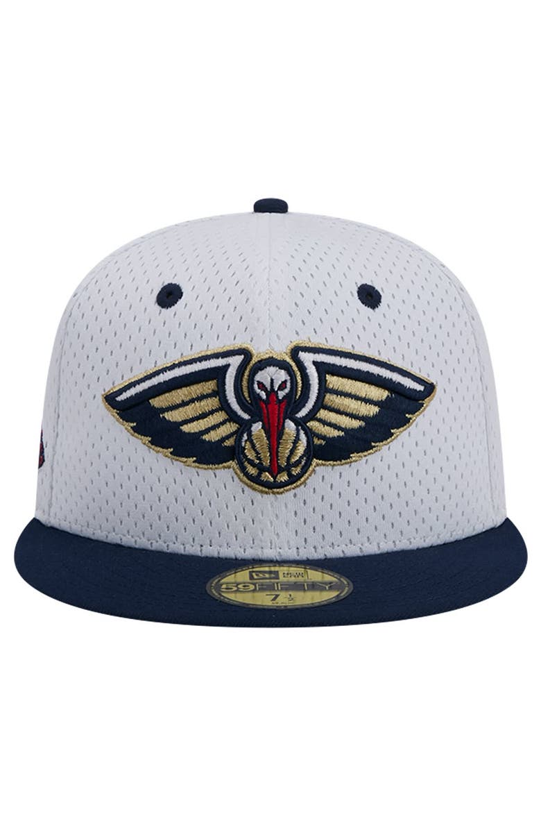 New Era Men's New Era White/Navy New Orleans Pelicans Throwback 2Tone 59FIFTY Fitted Hat, Alternate, color, White