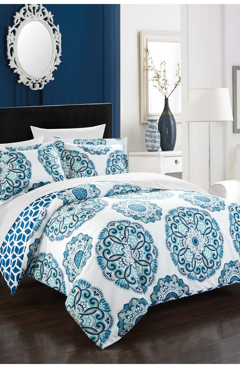 CHIC King Majorca Super Soft Microfiber Large Printed Medallion Reversible with Geometric Printed Backing Duvet Cover 3-Piece Set - Blue, Main, color, 