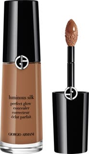 ARMANI beauty Luminous Silk Hydrating
Brightening Concealer