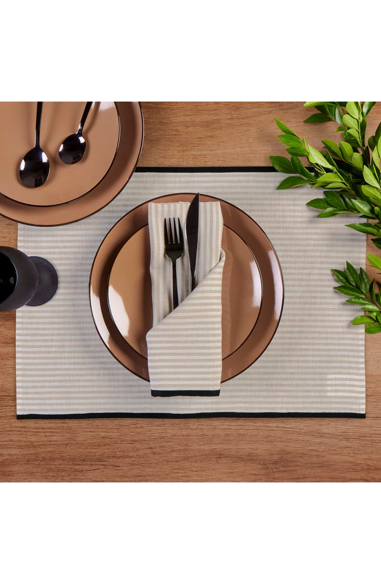 Solino Home Linen Dinner Napkins - Carmine, 20" x 20" Inch, Alternate, color, Natural