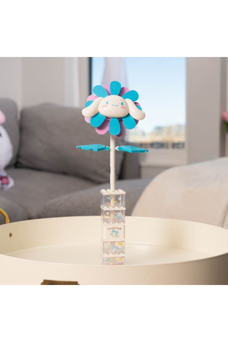 Hello Kitty Cinnamoroll Flower & Vase Building Set, Alternate, color, Blue