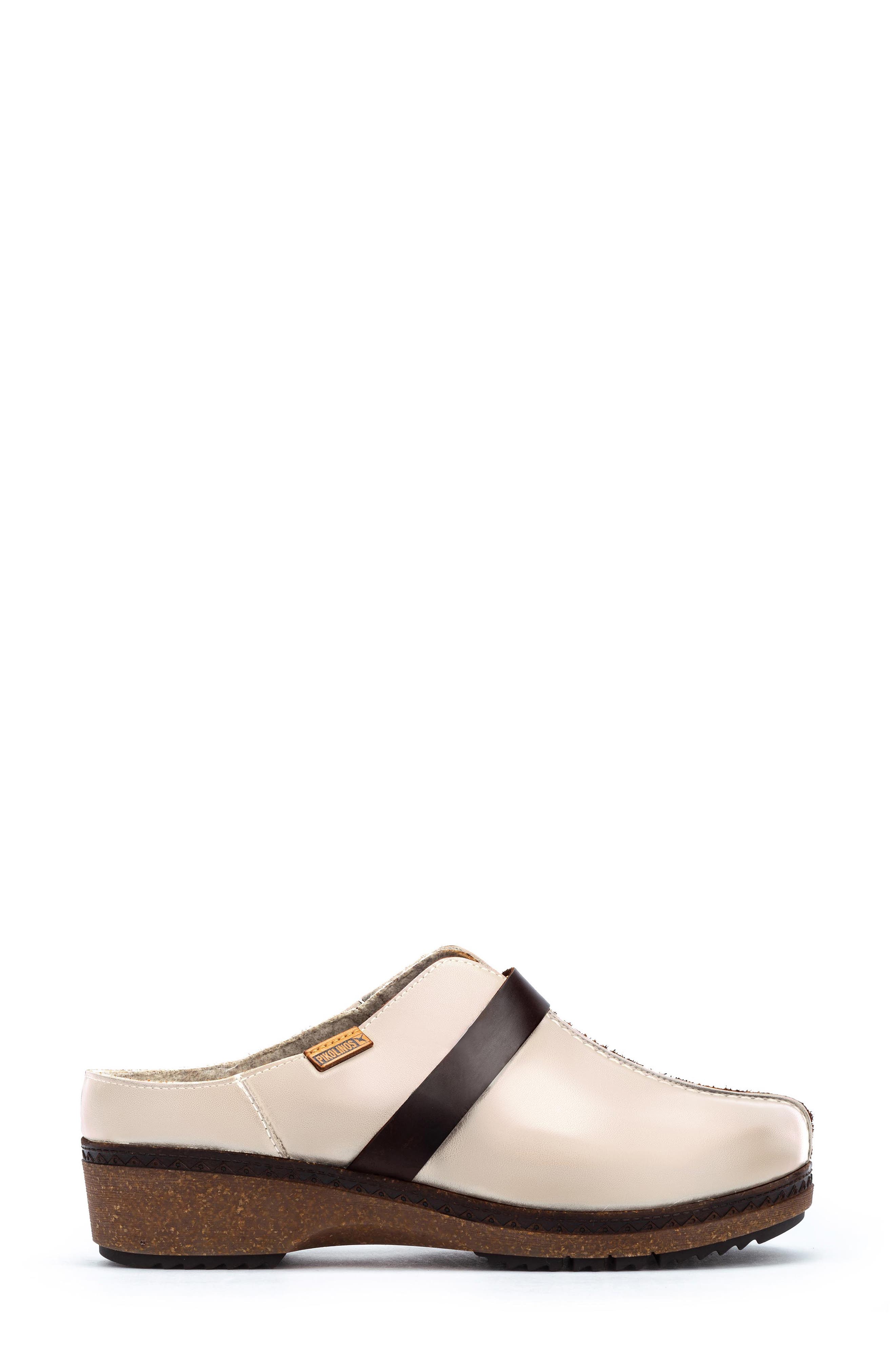 PIKOLINOS Granada Water Repellent Clog, Alternate, color, Marfil