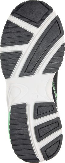 x Minecraft<sup>®</sup> Kids' Light-Up Sneaker