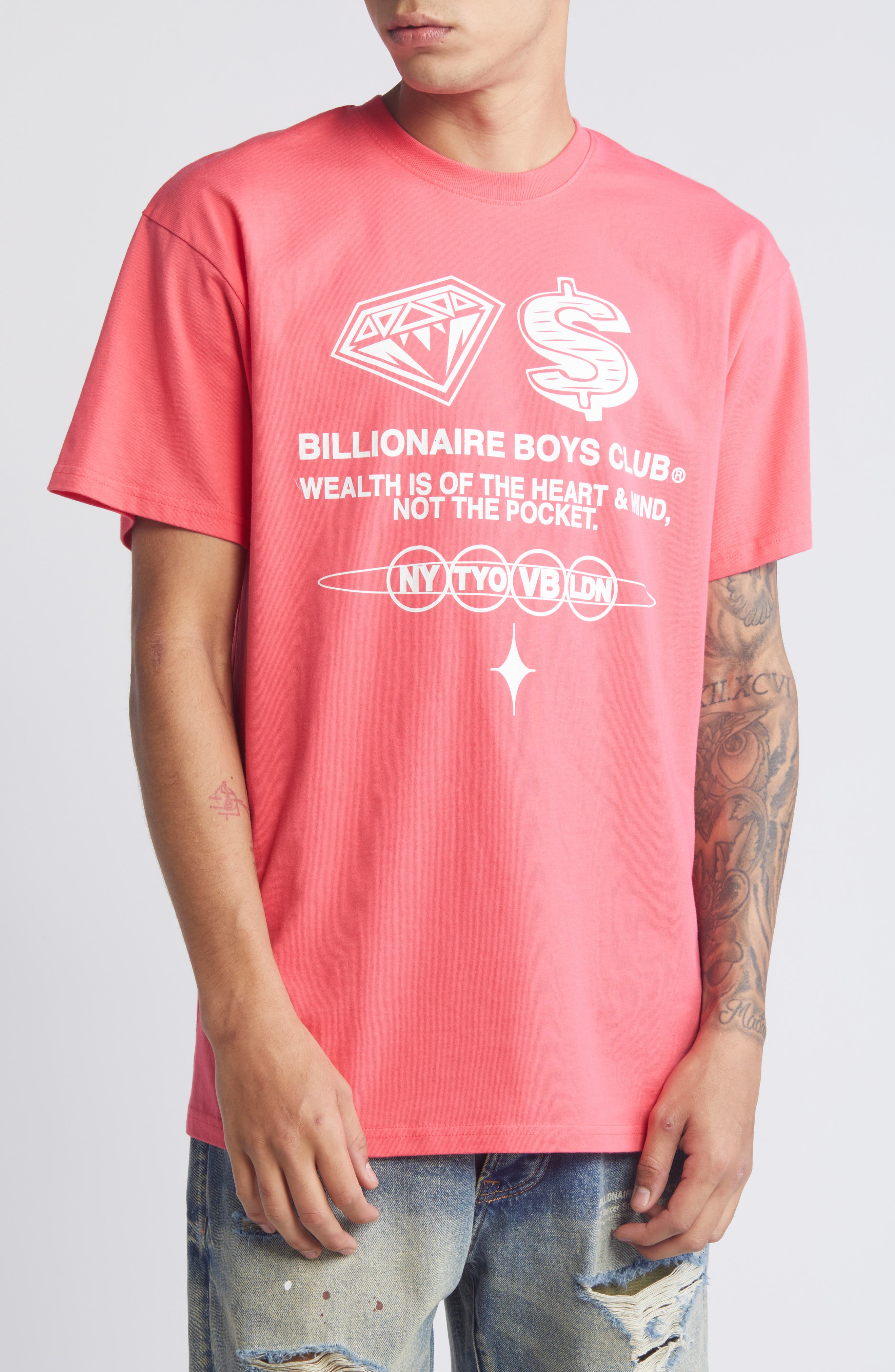 Wealth Cotton Graphic T-Shirt