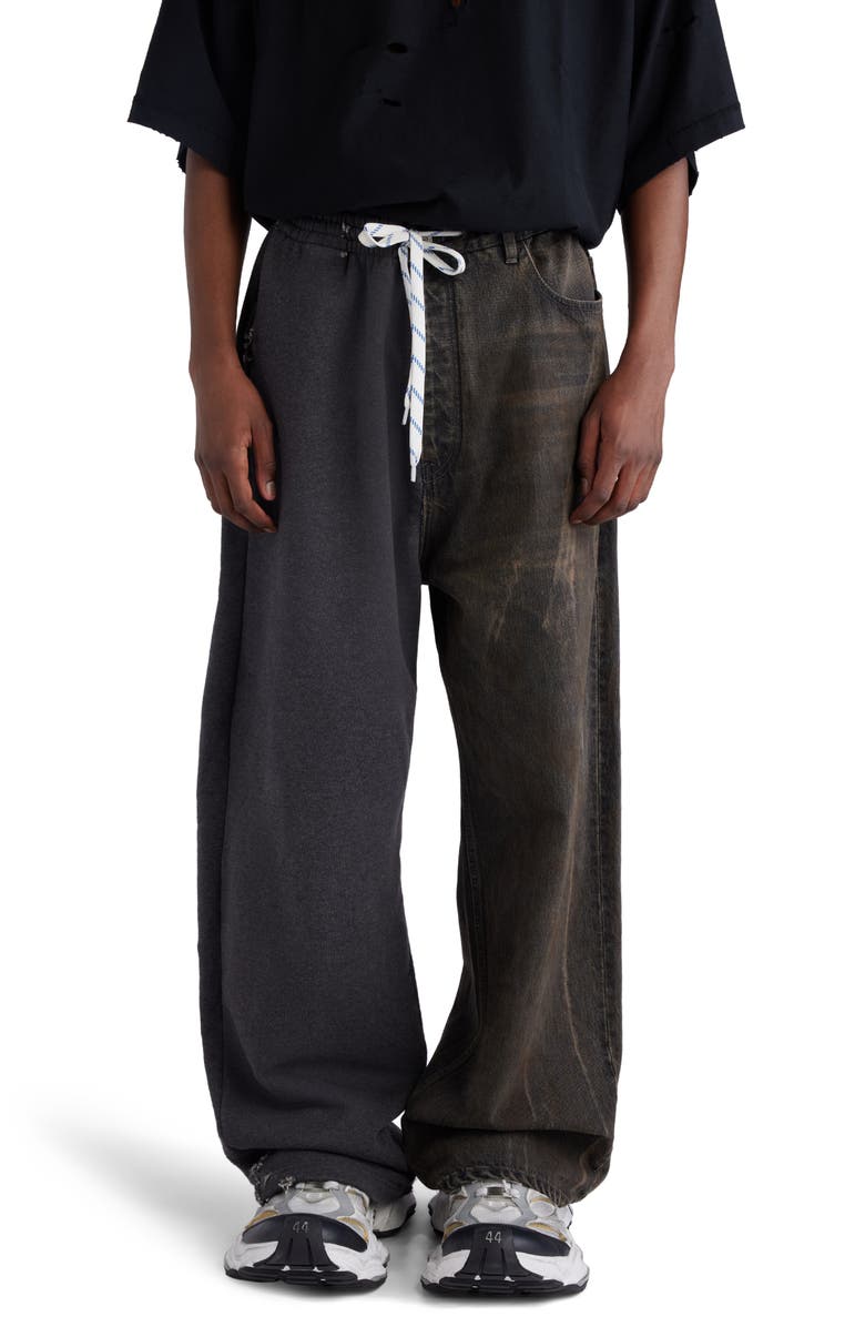 パンツ BALENCIAGA Hybrid Baggy Pants Balenciaga Grayscale Camo Hybrid Baggy Pants | Saks Fifth Avenue