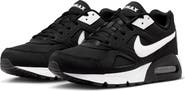 Nike Air Max IVO Sneaker