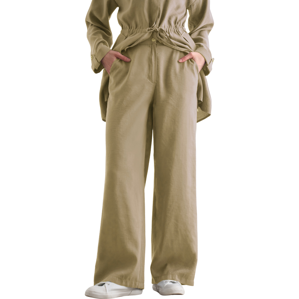 Mizalle Light Weight Elastic Trousers In Green