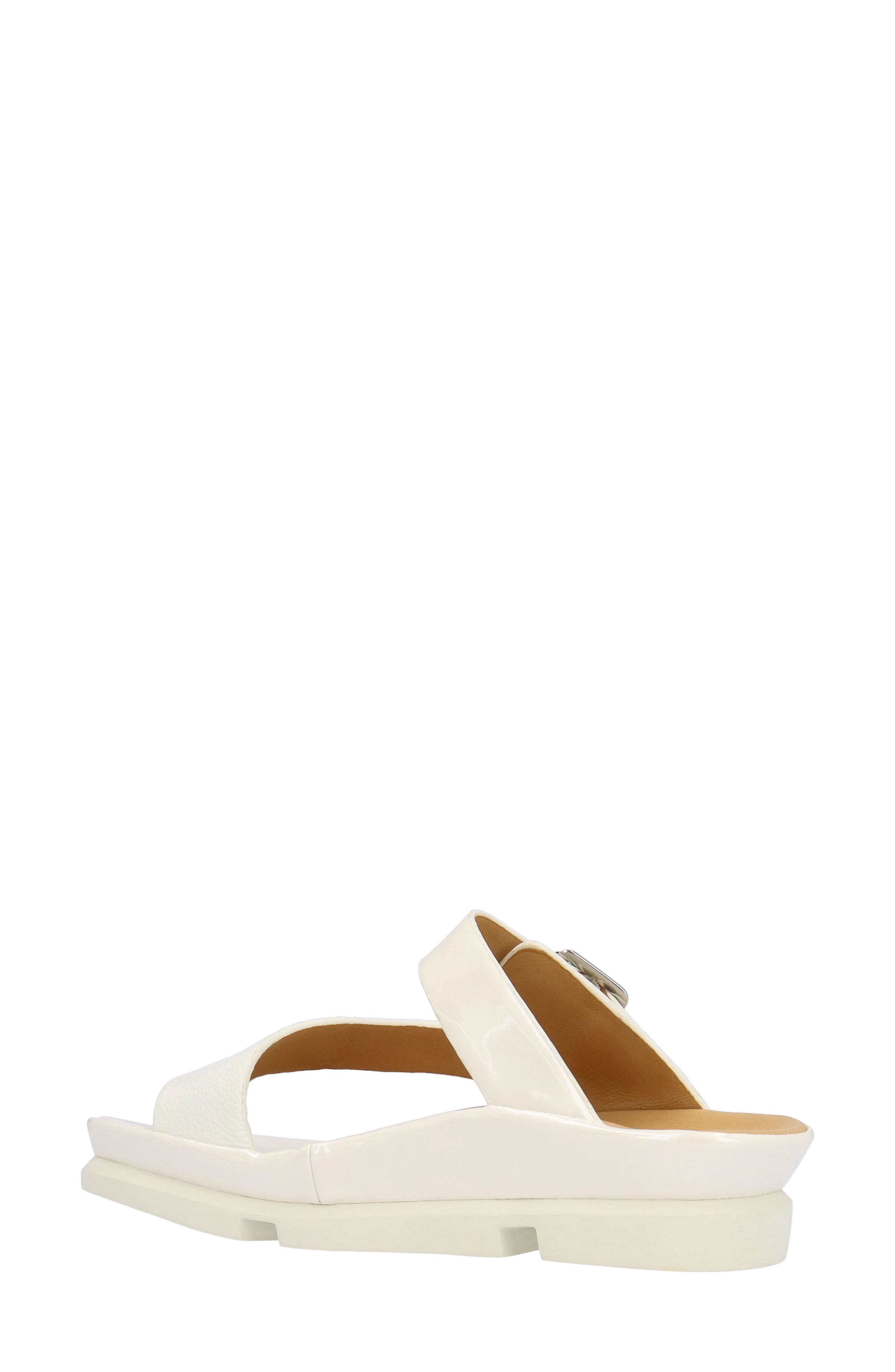 L'Amour des Pieds Alanza Toe Loop Sandal, Alternate, color, White