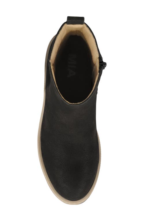 Mia Phinly Bootie In Black