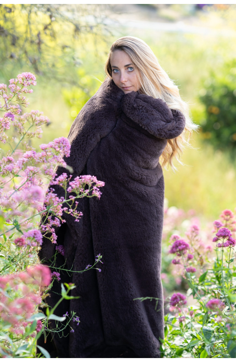 Sea To Me Blankets Hermosa Faux Fur Throw Blanket, Alternate, color, Mocha