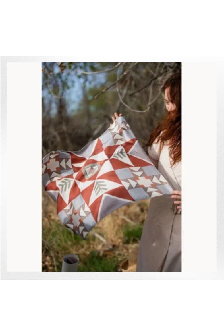 100% Silk Scarf Heirloom - Folk Quilt Pattern, Alternate, color, 35 x 35"