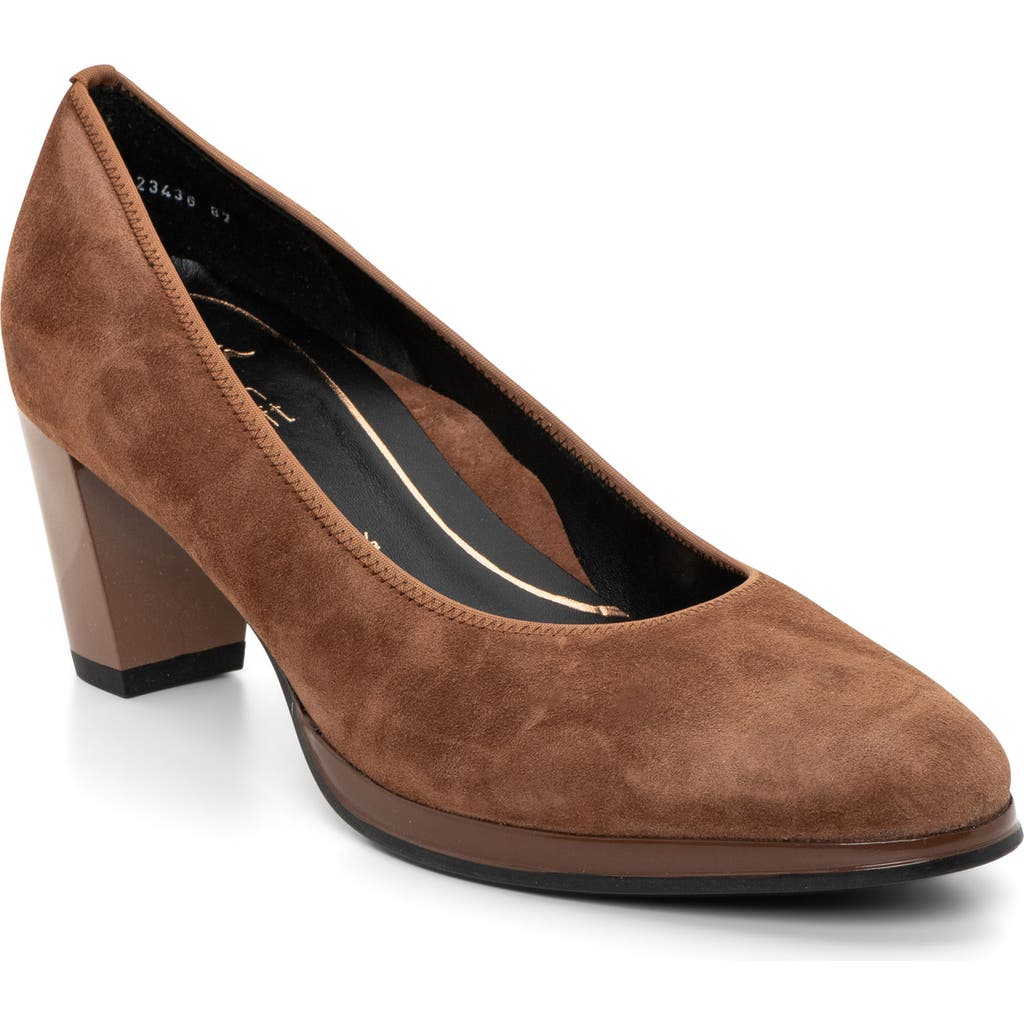 ara Ophelia Pump in Nuts