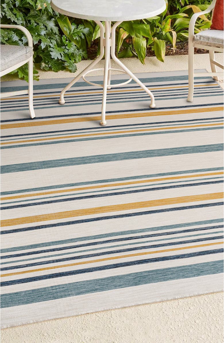 JONATHAN Y Janus Classic Coastal Ticking Stripe Reversible Machine-Washable Indoor/Outdoor Area Rug, Alternate, color, Cream/Navy