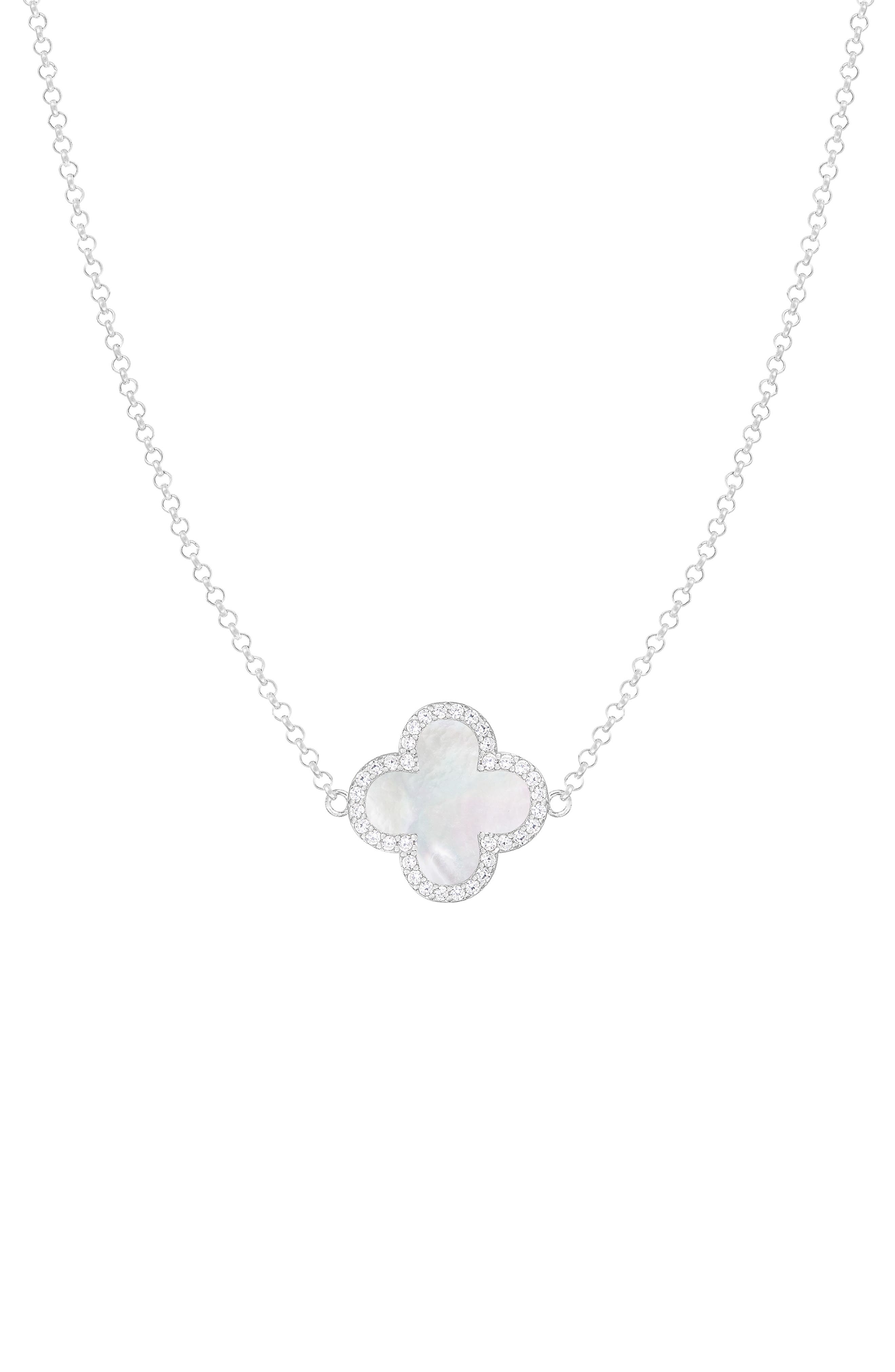Clover Pendant Necklace