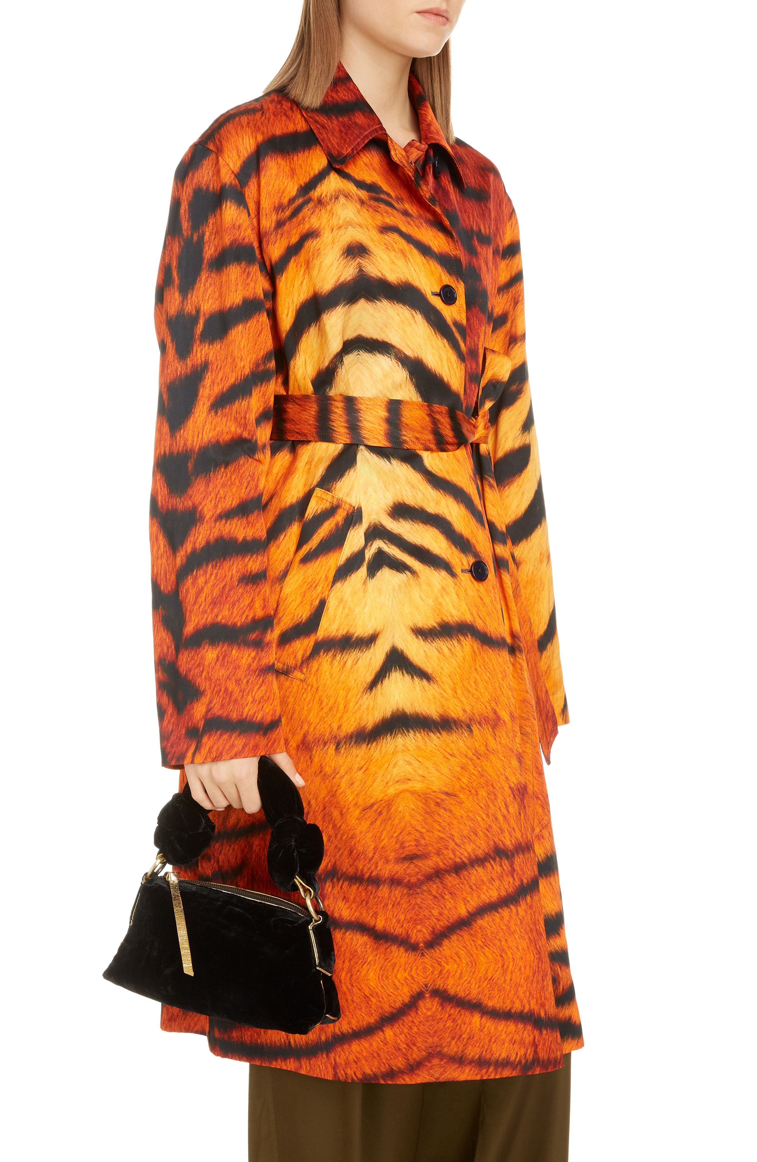 Dries Van Noten Small Puff Velvet Clutch, Alternate, color, 