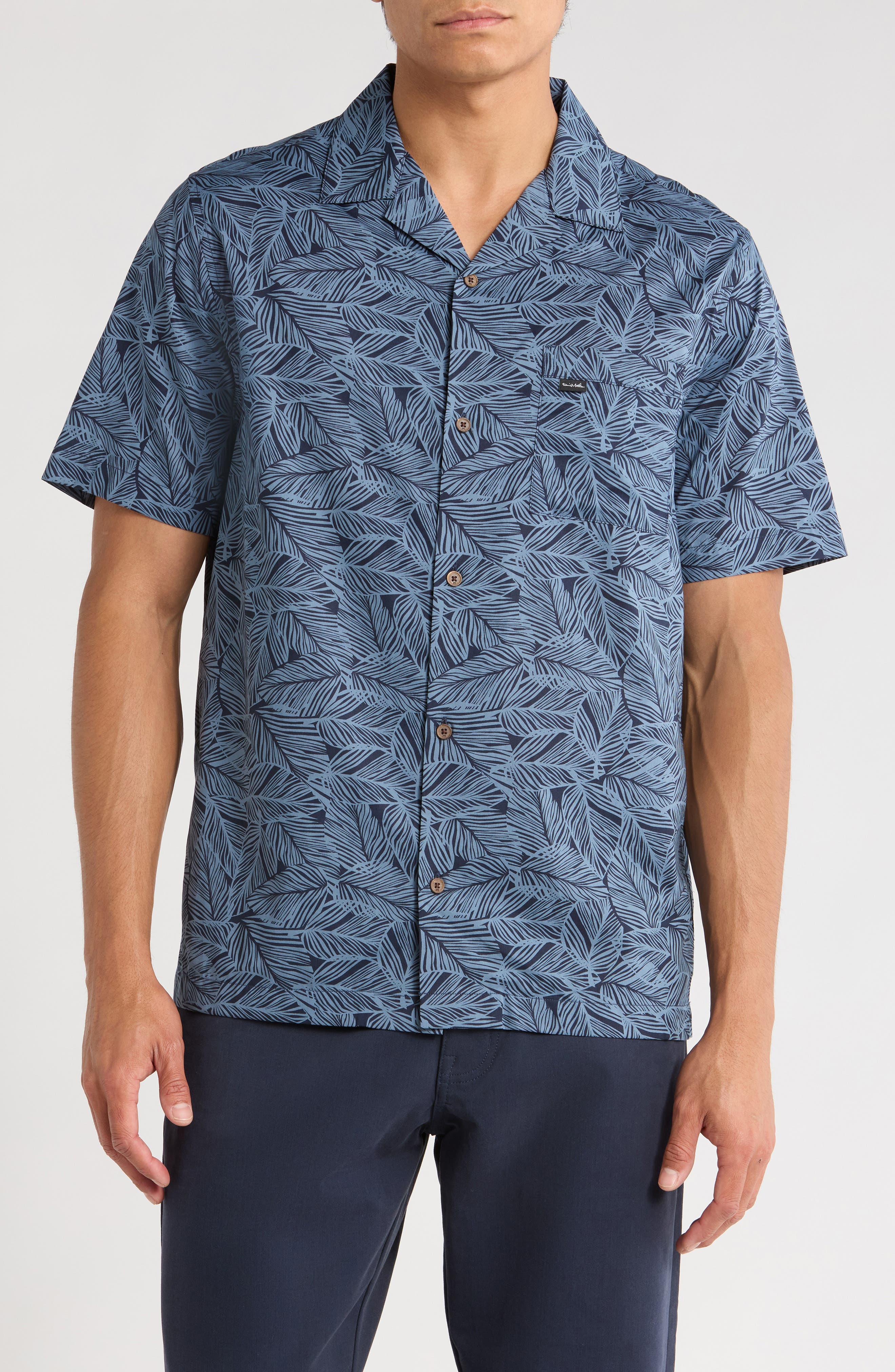 TravisMathew Afternoon Sun Woven Short Sleeve Shirt