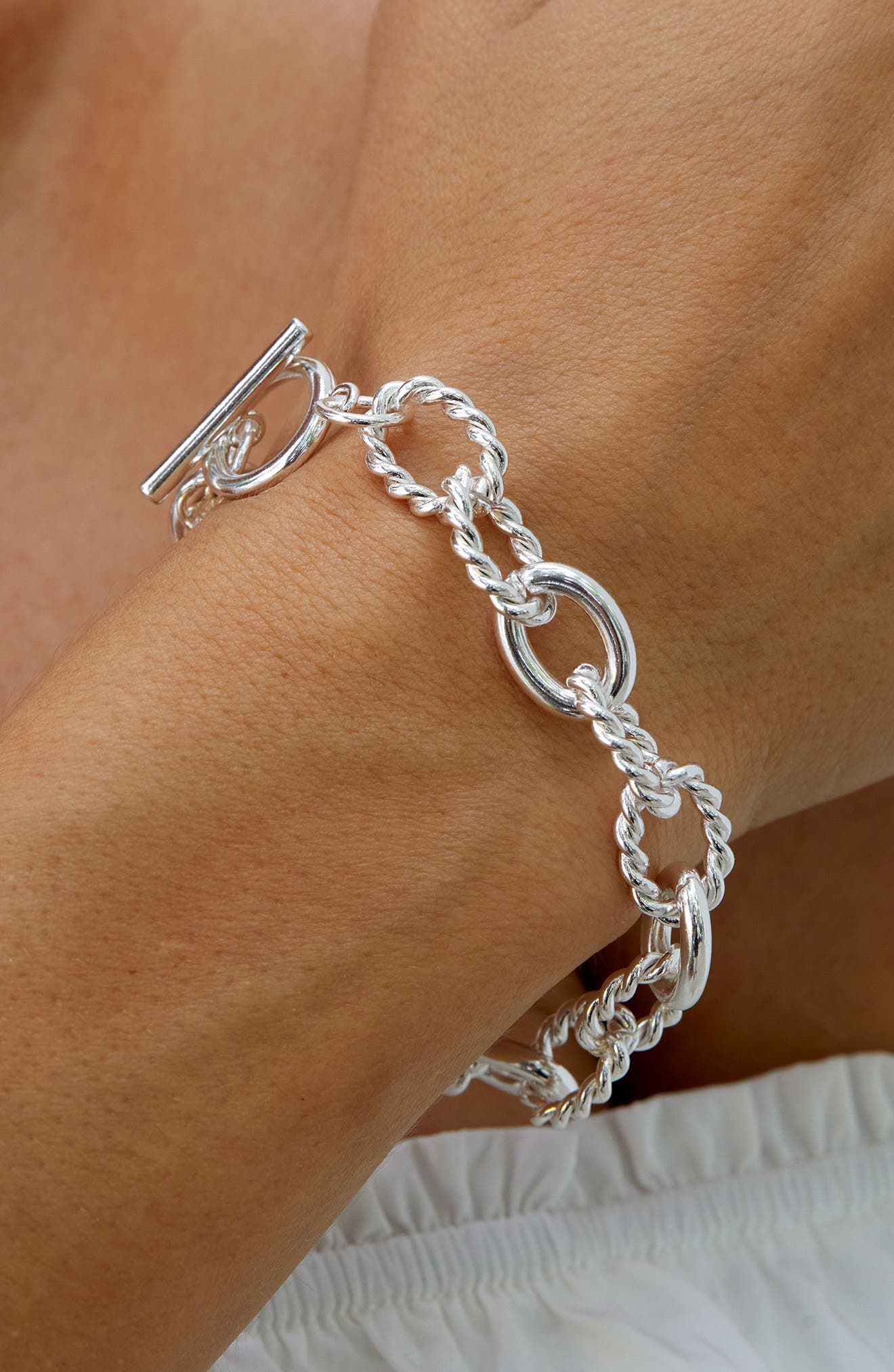 Twisted Link Toggle Bracelet