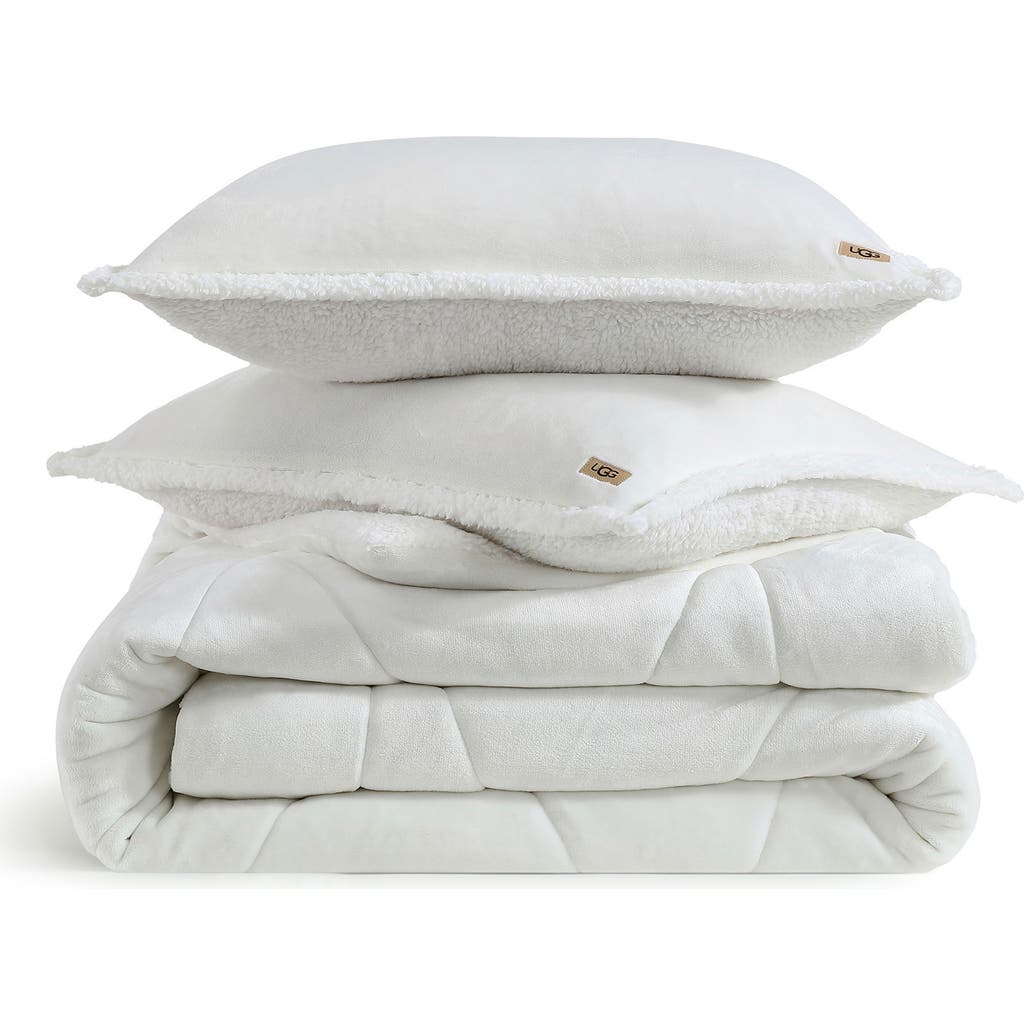 Ugg(r) Avery Comforter & Shams Set In White