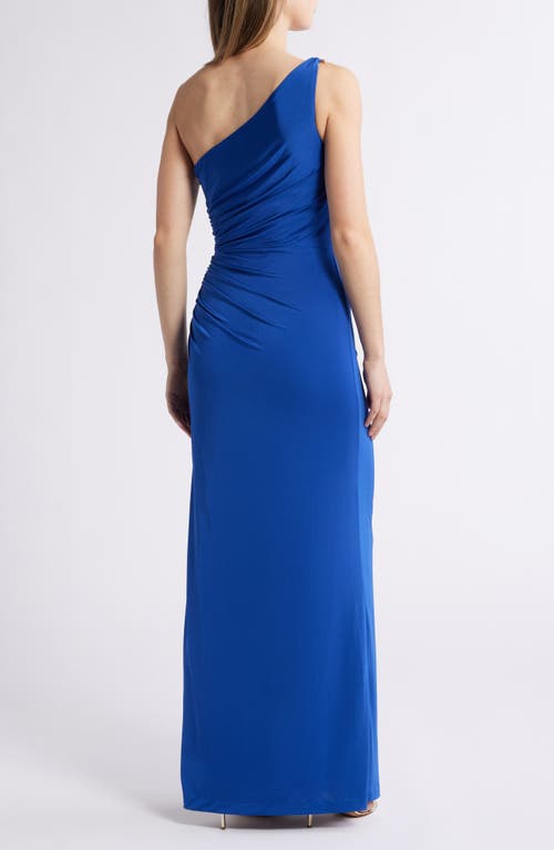 Vince Camuto Ruched Chain Detail One-shoulder Gown In Cobalt