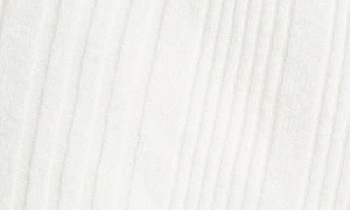 Andine Delphine Short