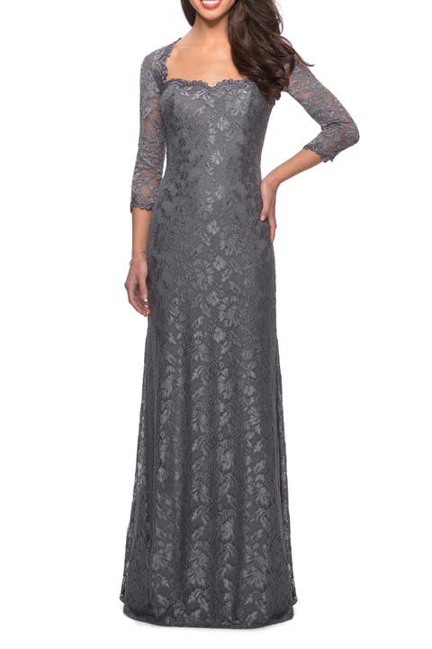 Long Lace Gown with Sweetheart Neckline