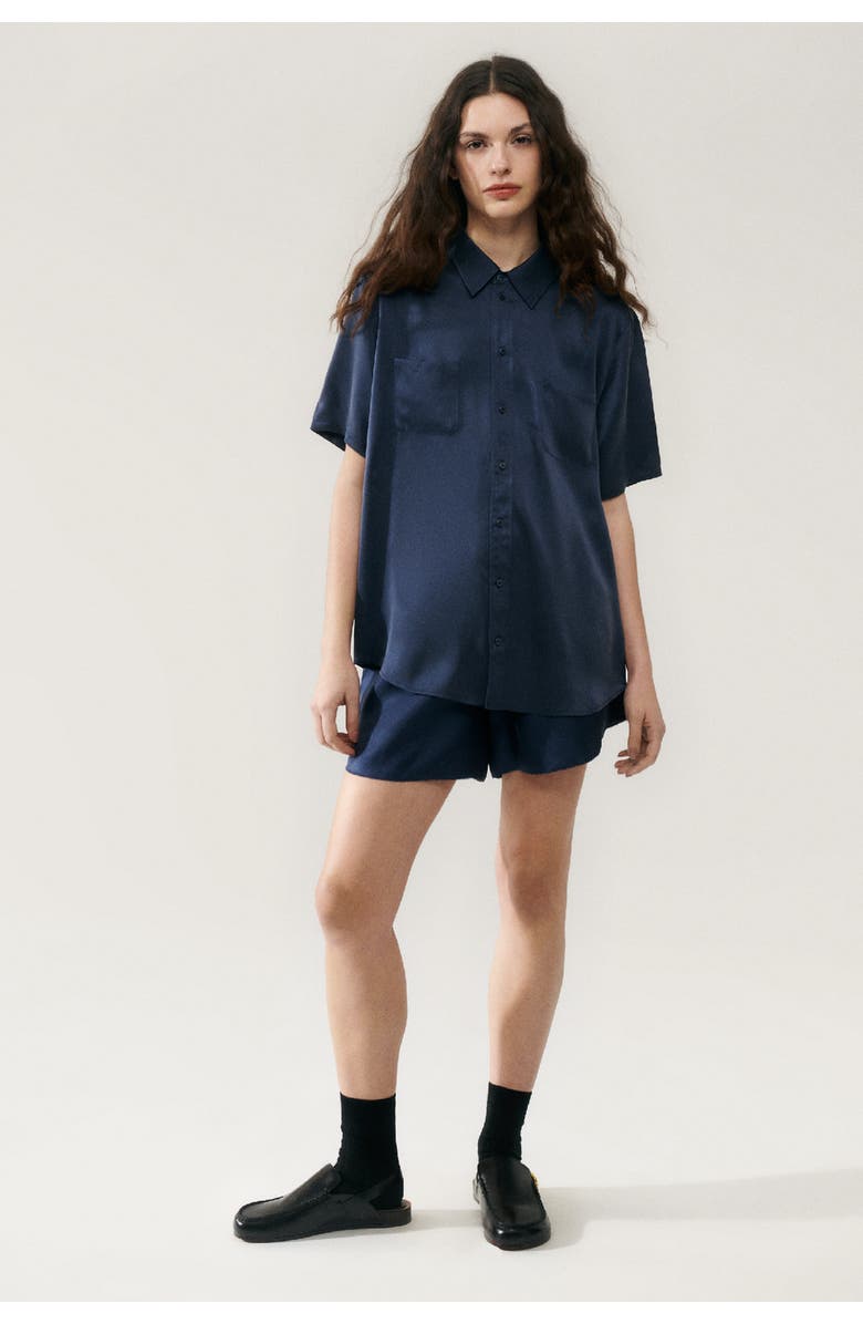 SILK LAUNDRY SHORT SLEEVE BOYFRIEND SHIRT MIDNIGHT, Main, color, Midnight