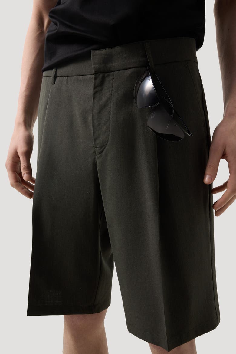 Johny Pleated Shorts, Alternate, color, Olive green