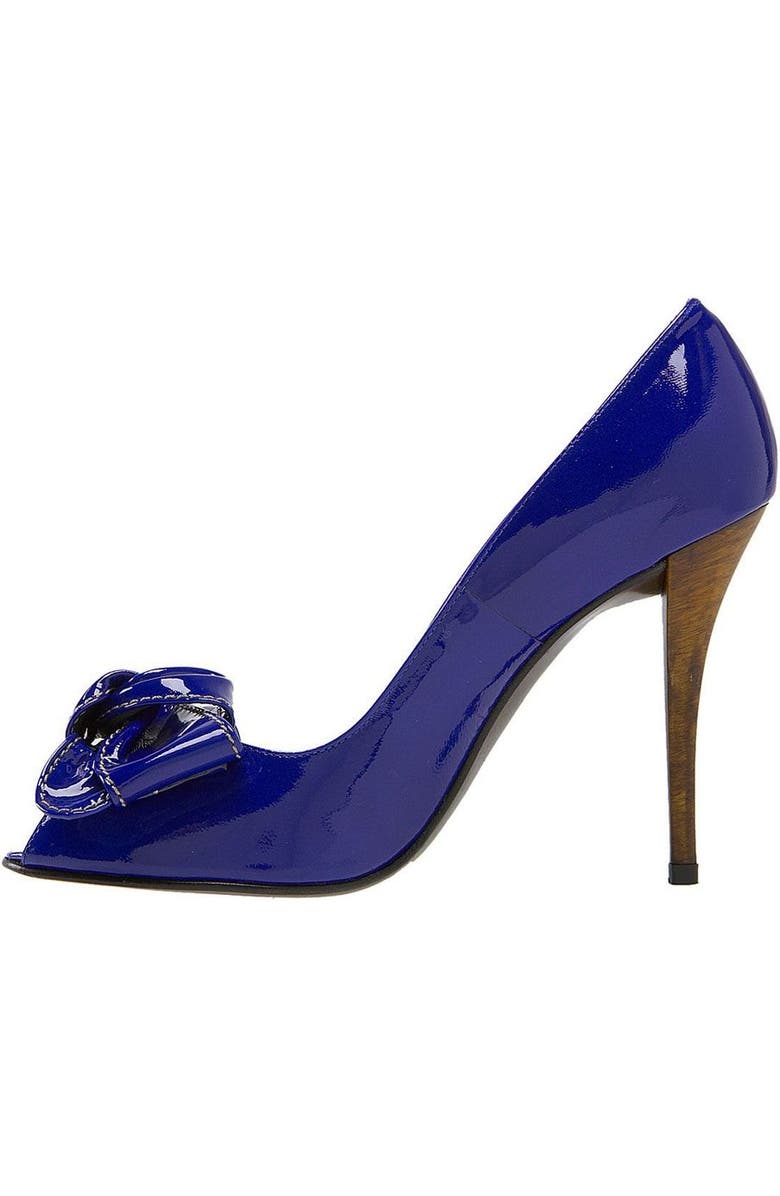 Stuart Weitzman 'Woodbow' Pump, Alternate, color,