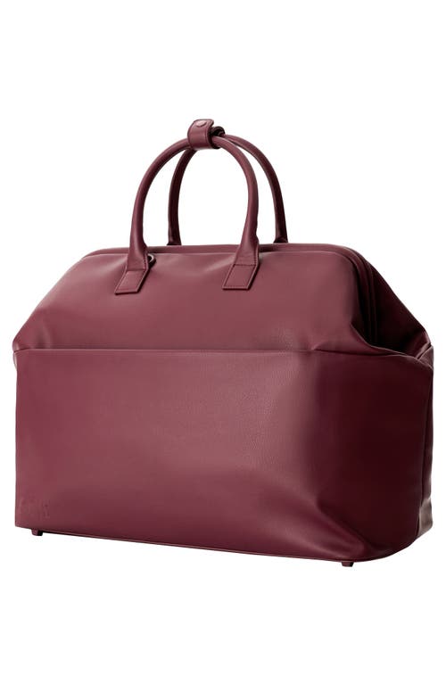 Beis The Essential Weekender Bag In Burgundy