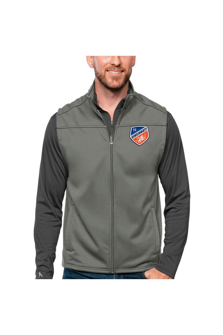 Men's Antigua Steel FC Cincinnati Primary Team Logo Links Full-Zip Golf Vest, Main, color, Steel