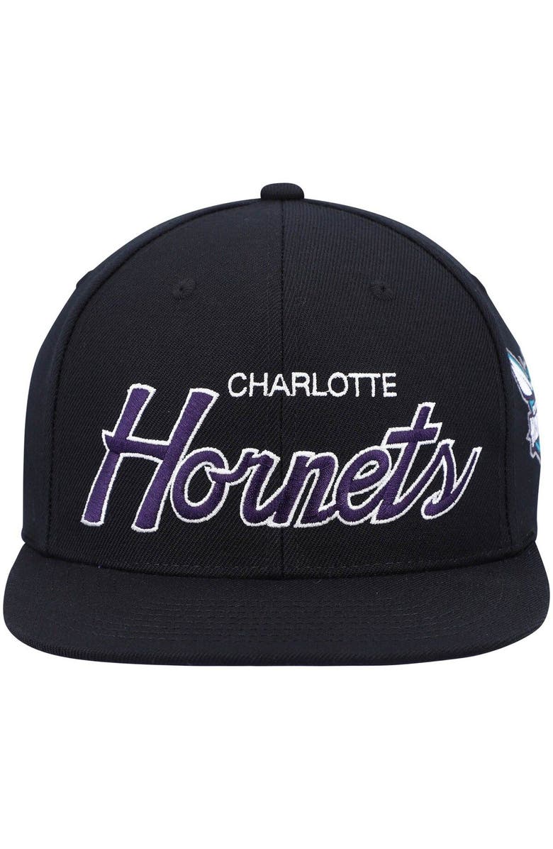 Mitchell & Ness Men's Mitchell & Ness Black Charlotte Hornets Hardwood Classics Script 2.0 Snapback Hat, Alternate, color, 