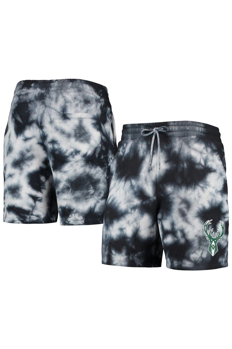 Men's New Era Black Milwaukee Bucks Fleece Tie-Dye Shorts, Main, color, Black