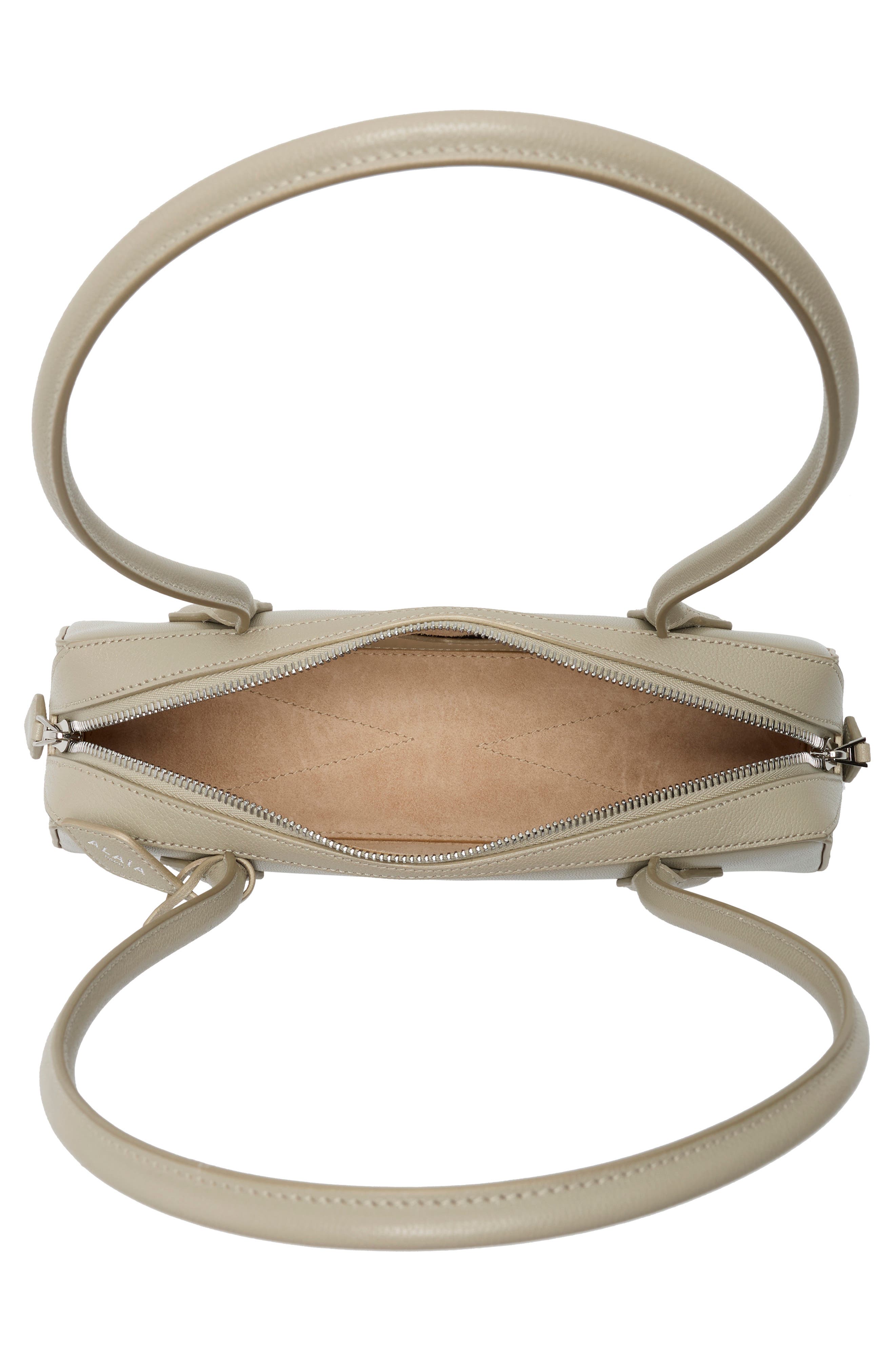 Alaïa Le Teckel Small Shoulder Bag, Alternate, color, Beige Grise