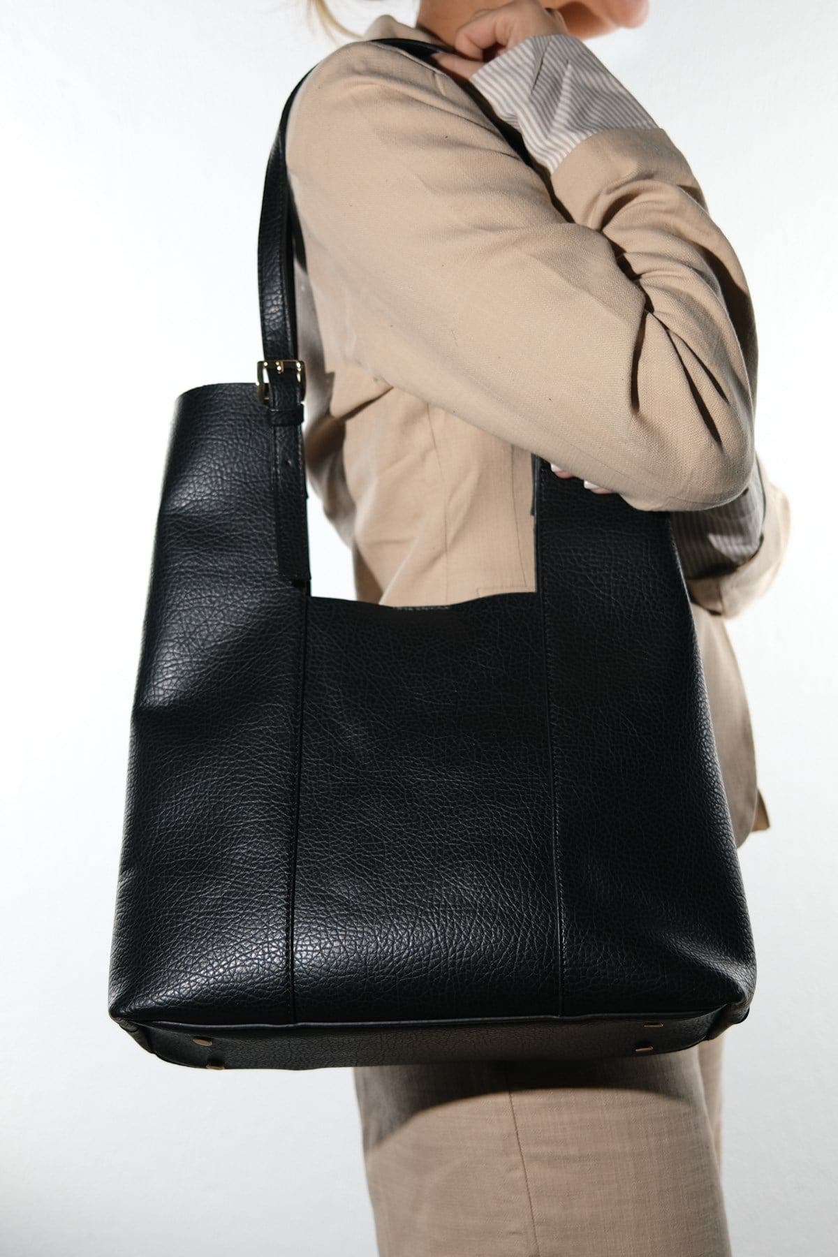 Prologue Shoes Utopia Shoulder Bag, Main, color, 